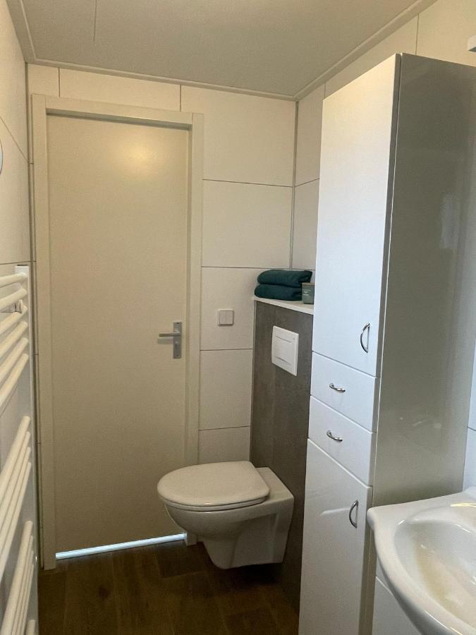 Chalet Op Gezellige Familiecamping Bij Zee Kamperland Bagian luar foto